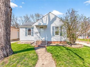 10004 Manoa Ave, Brooklyn, OH