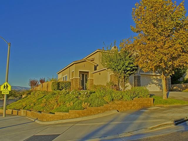 1st image of 17889 Wren Dr