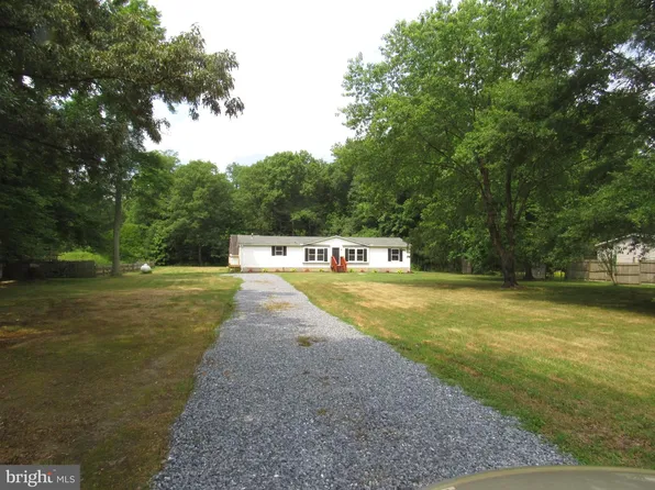 1325 Chandlers Rd, Felton, DE 19943