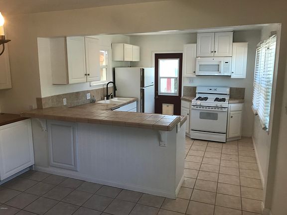5th image of 109 Palm Dr