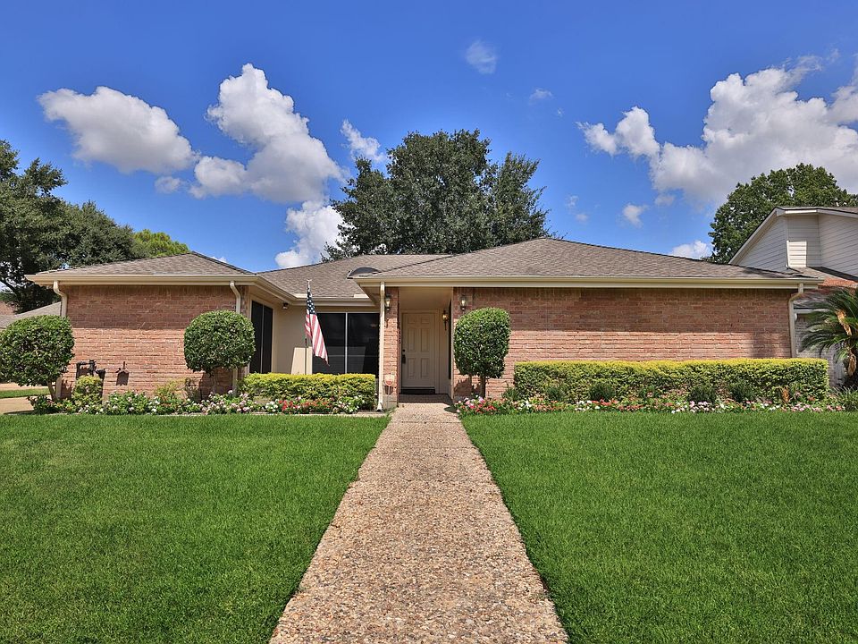 1st image of 14406 Muirfield Ln