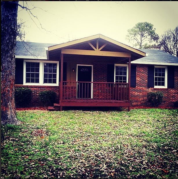 1st image of 3128 Ewingdale Dr