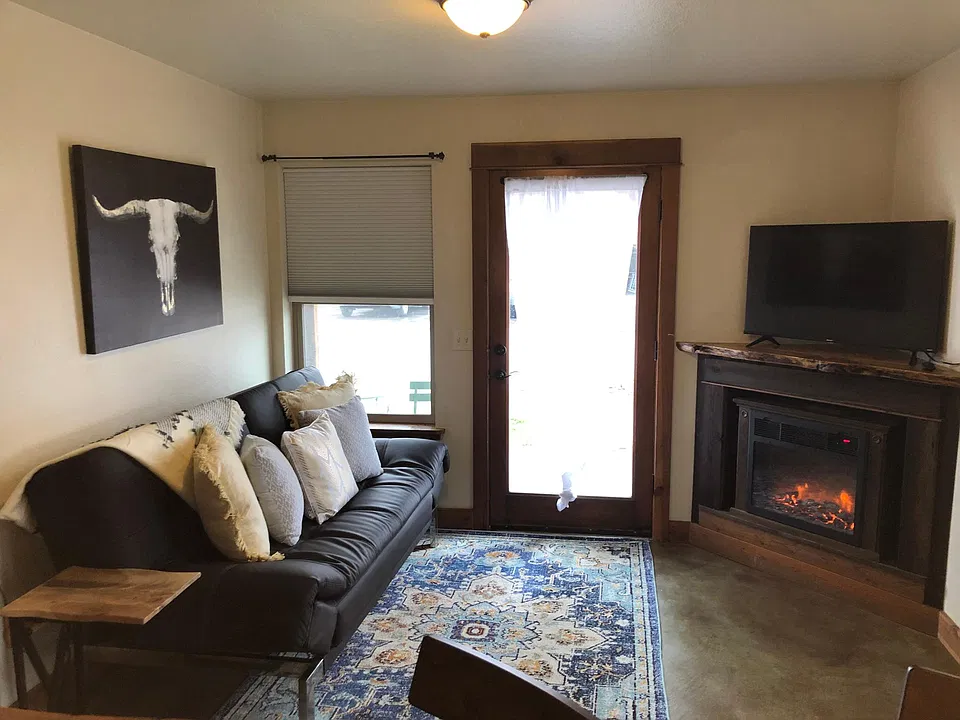 1916 Trail St #101
