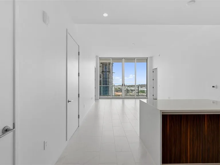 400 Central Ave #1903 — Photo 17