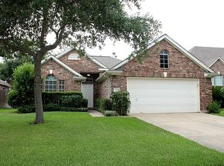 4519 Silverlake Dr, Sugar Land, TX 77479