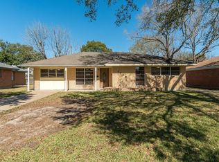 1706 Colby Dr, Baytown, TX 77520