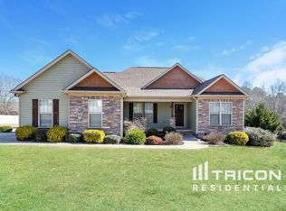 702 Barkley Ave, Chesnee, SC 29323