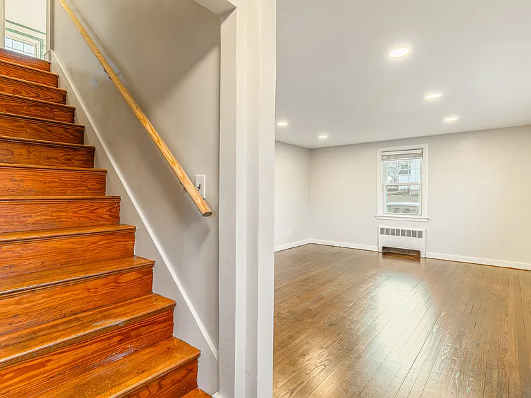 119 Green St — Photo 35