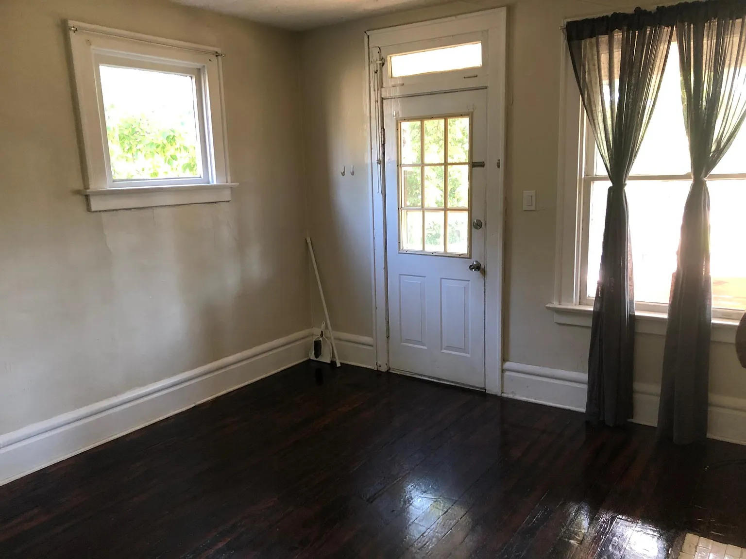 2478 Deming Ave — Photo 3
