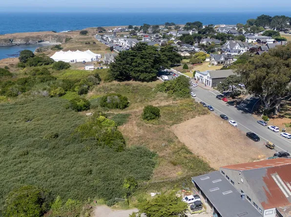 44961 Main St, Mendocino, CA 95460