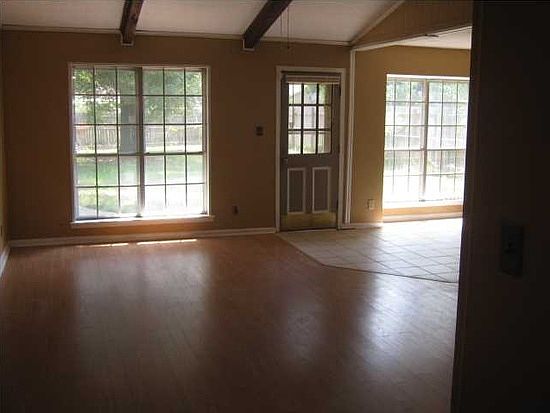 868 dunbarton rd livingrm_10272015