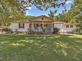 201 Ollie Collins Rd, Elizabethton, TN 37643