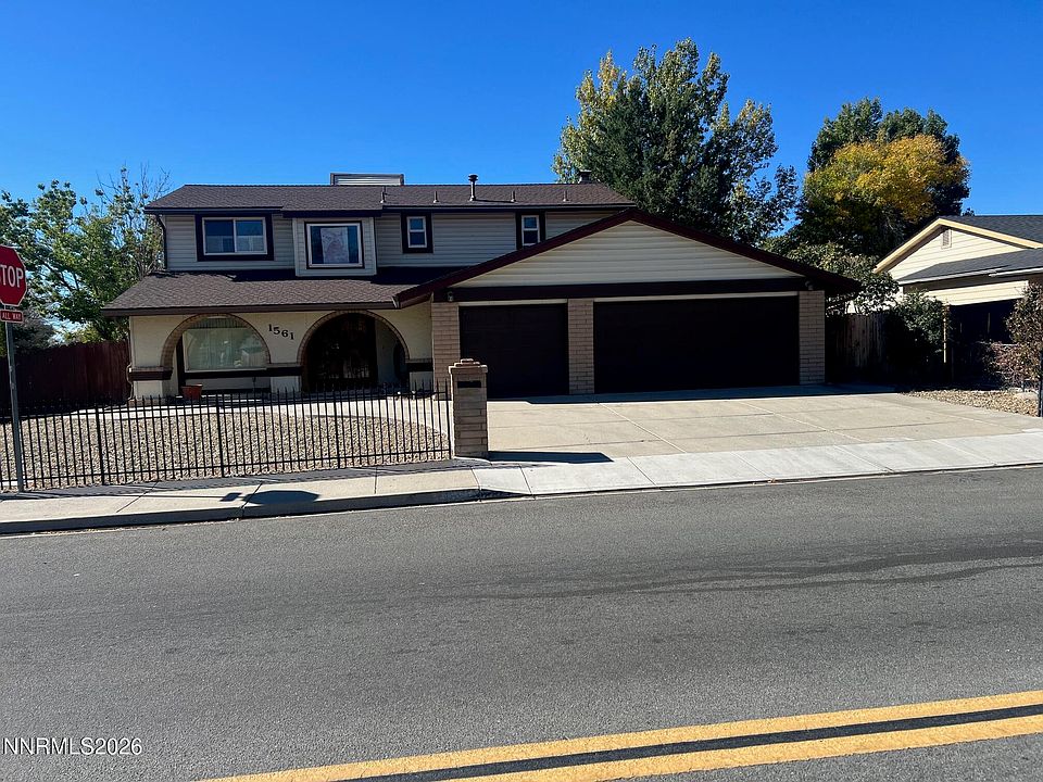 1st image of 1561 Del Rosa Way