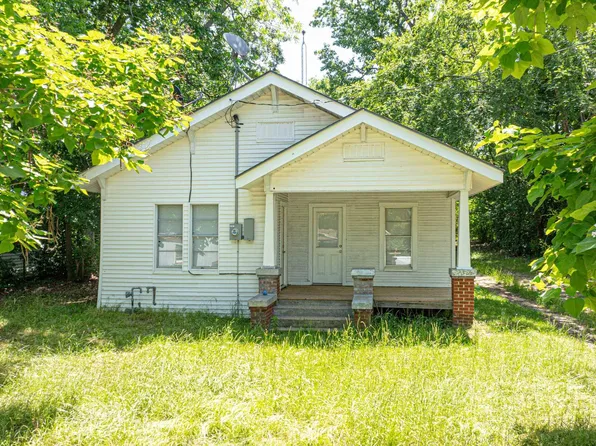 521 Allen St, Gilmer, TX 75644