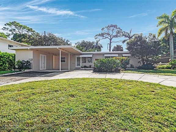 2nd image of 2424 Flamingo Ln