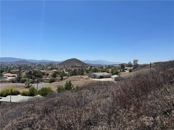 0 Beverly Dr, Canyon Lake, CA 92587