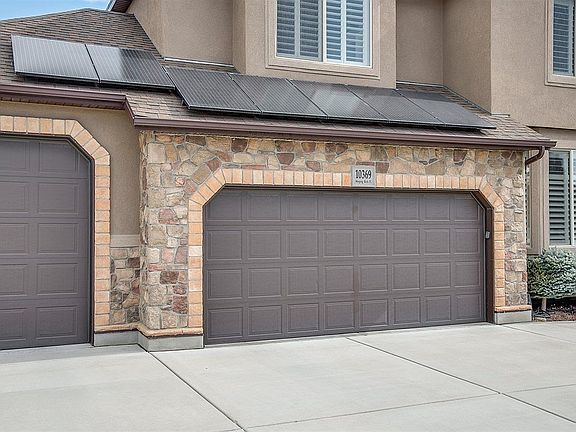 4th image of 10369 S Weeping Birch Pl