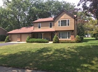 1341 Royal Street George Dr, Naperville, IL 60563