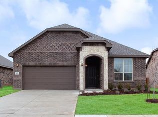 2825 Spirit Woods Ln, Arlington, TX 76001