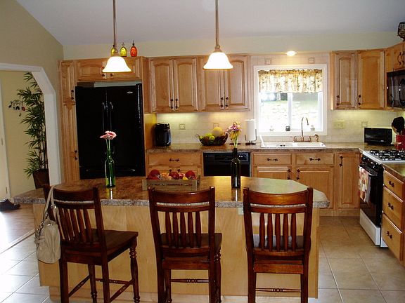 2nd image of 540 Clearview Dr
