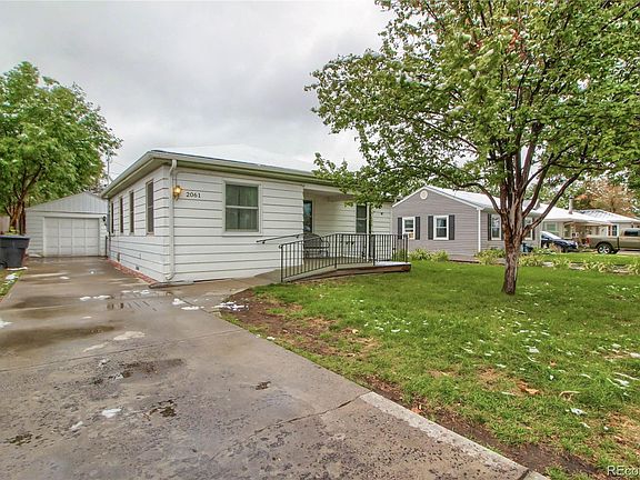 5th image of 2061 S Knox Ct
