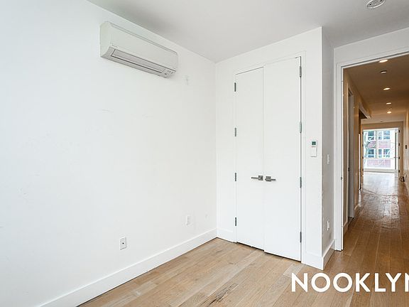 3rd image of 87 Montrose Ave #5D