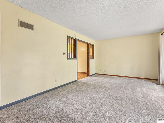 5th image of 2831 Dorothy Dr