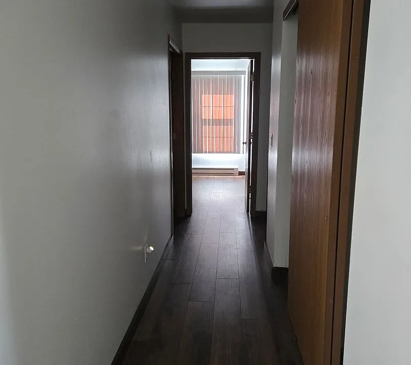 Building Photo 5