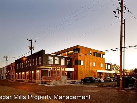 3rd image of 430 S Commerce St #2883828