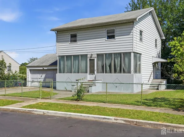 15 Candy Ct, Edison, NJ 08817