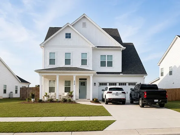424 Northern Pintail Pl, Hampstead, NC 28443