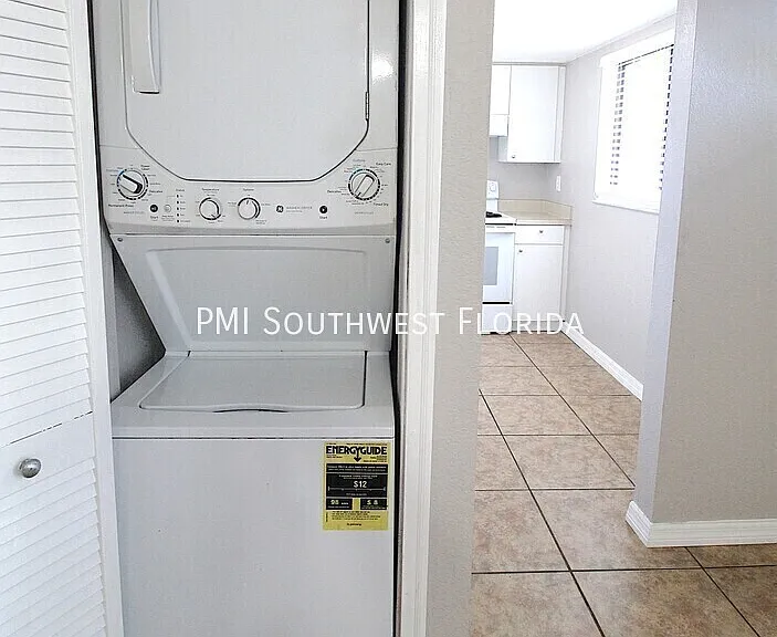 5310 26th St W #1502 — Photo 7