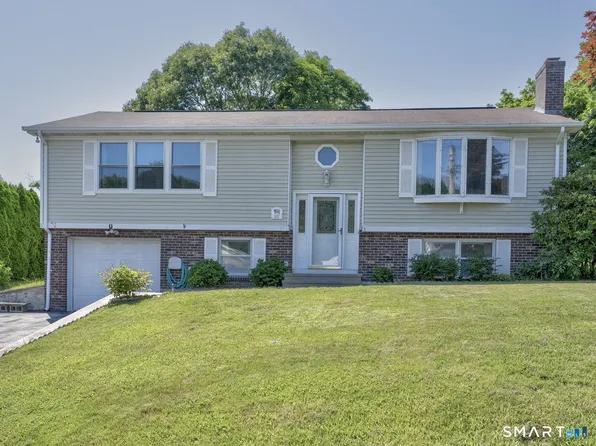 107 Johl Drive, Groton, CT 06340