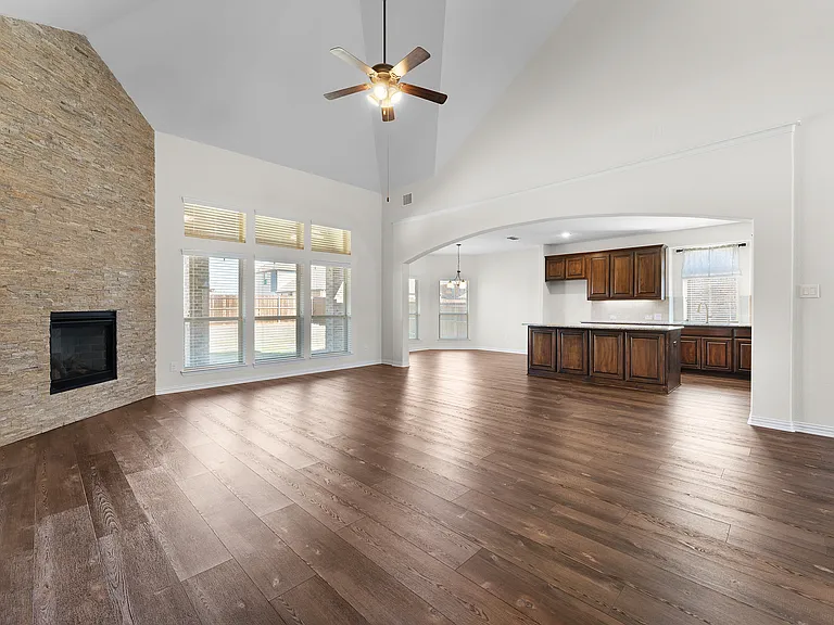 1209 Rogers Pkwy — Photo 19