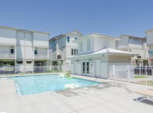 902 2nd St S #2, Carolina Beach, NC 28428