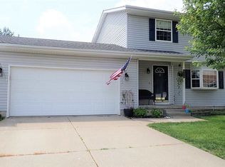 235 Briargate Dr, Colona, IL 61241