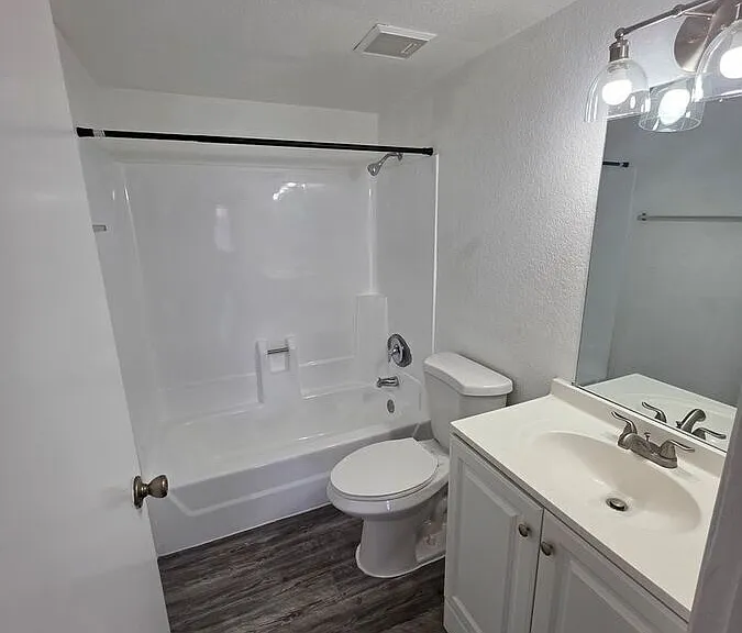 4416 N 35th Ave #201 — Photo 10