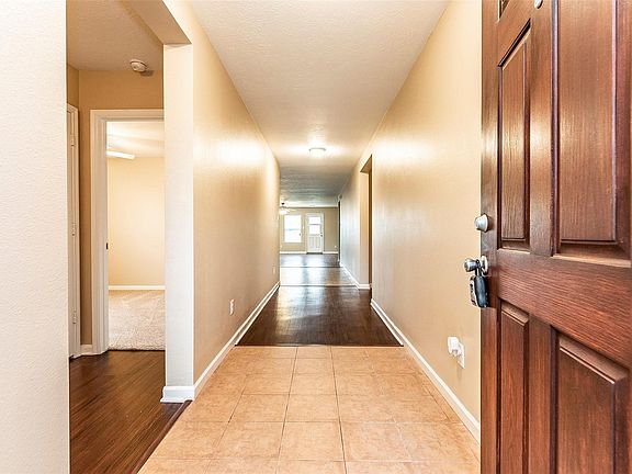 4th image of 1608 Bel Riposo Ln