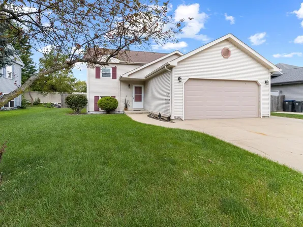 1144 Lombardi WAY, Waukesha, WI 53186