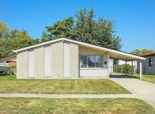 20141 Electra St, Clinton Township, MI 48035