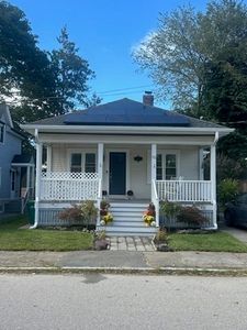 52 Hawthorne St, Attleboro, MA, 02703