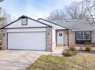 2619 S Southern Pines Ct, Bloomington, IN 47403