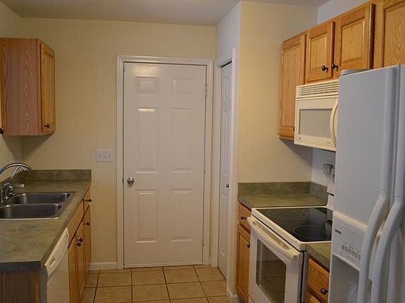 4th image of 6351 E Towar Ave