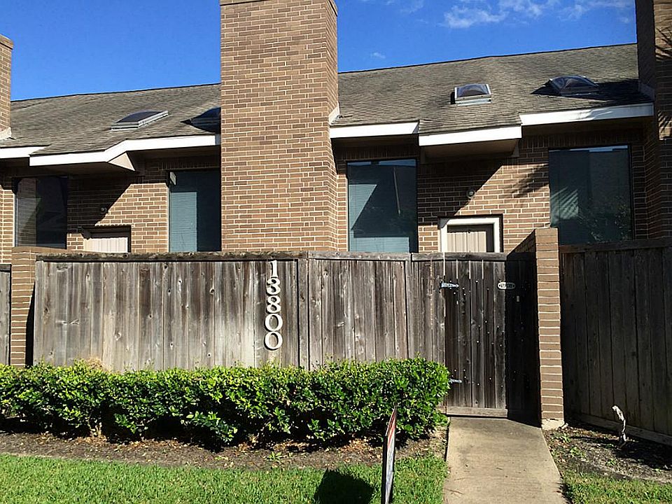 1st image of 13800 Hollowgreen Dr