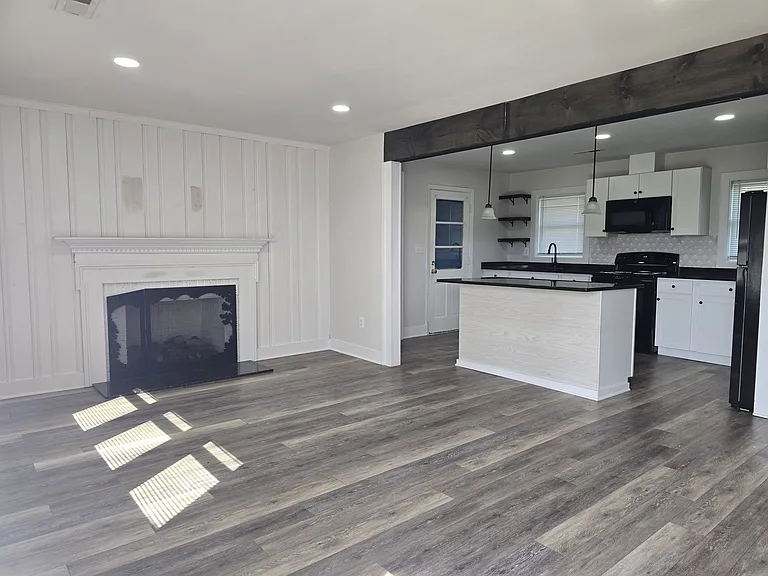 3848 Zion Rd — Photo 11