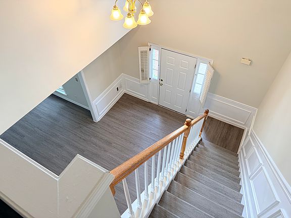 4th image of 515 Sessingham Ct