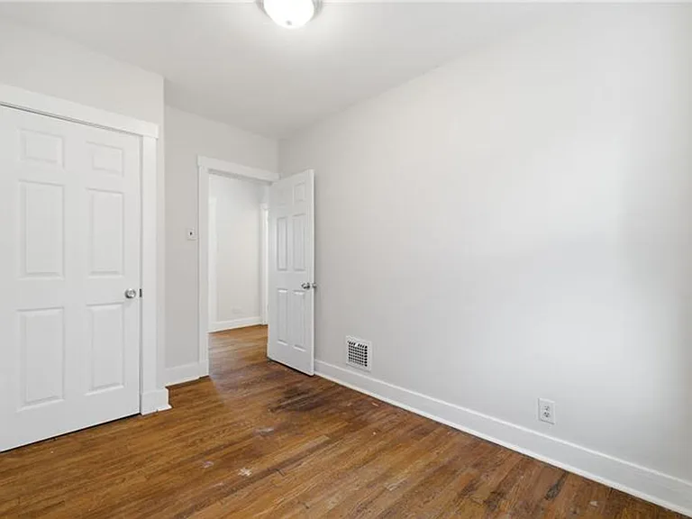 2721 Pyramid Ave — Photo 14