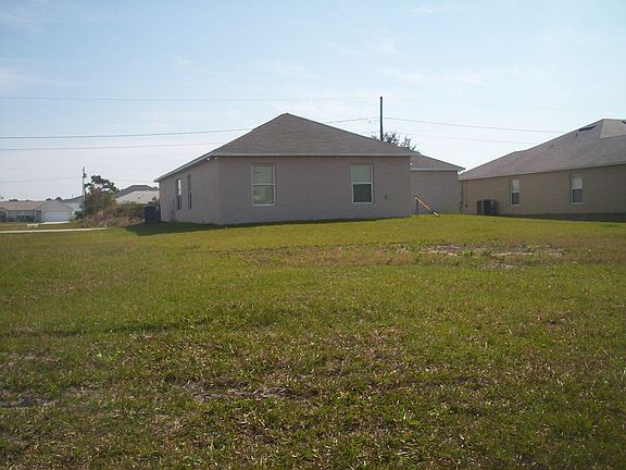 5th image of 726 Toulon Dr