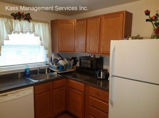 4258 W Nelson St, Chicago, IL 60641