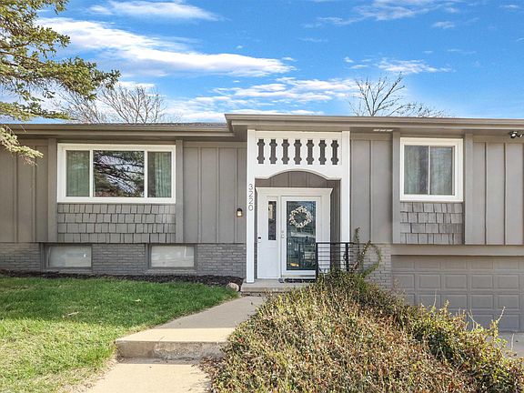 2nd image of 3220 Viking Dr